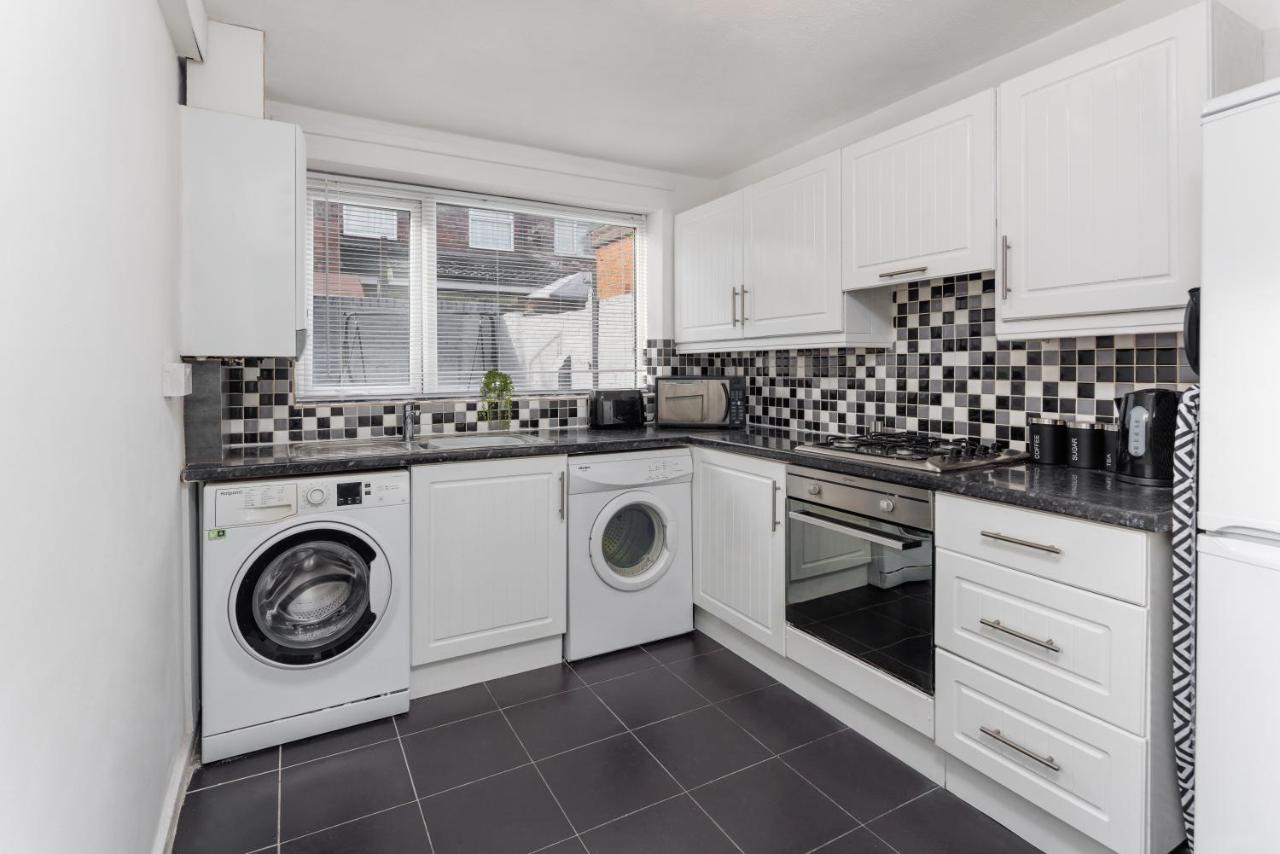 Ferienwohnung The Empress 2 Bed Terraced House Liverpool Exterior foto